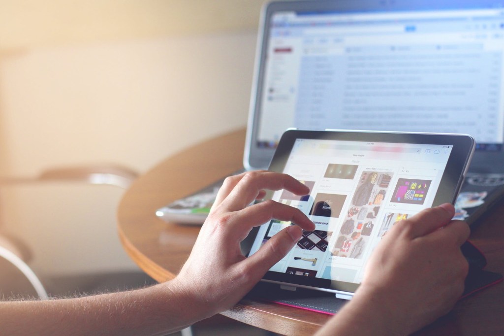 Digital marketing on a laptop